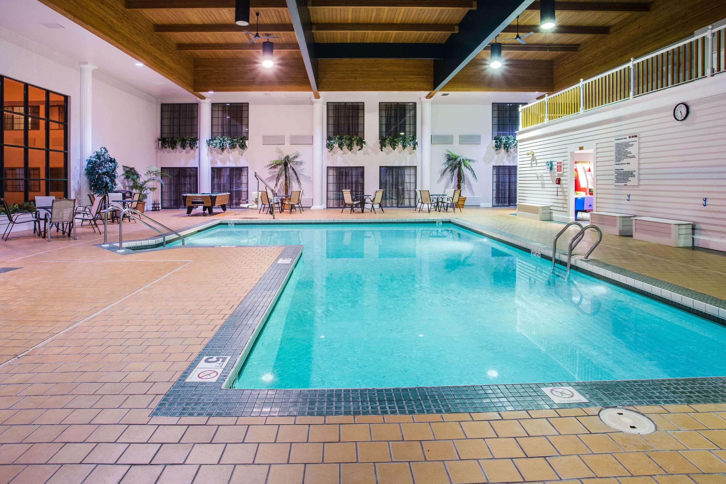 Hotel Baymont By Wyndham Madison West/Middleton Wi West Esterno foto